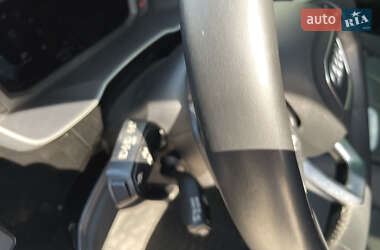 Внедорожник / Кроссовер Audi Q3 2022 в 