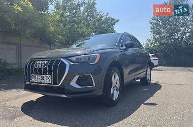Позашляховик / Кросовер Audi Q3 2019 в Одесі