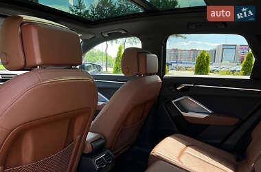 Внедорожник / Кроссовер Audi Q3 2020 в 