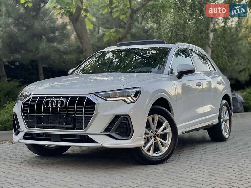 Позашляховик / Кросовер Audi Q3 2024 в Одесі