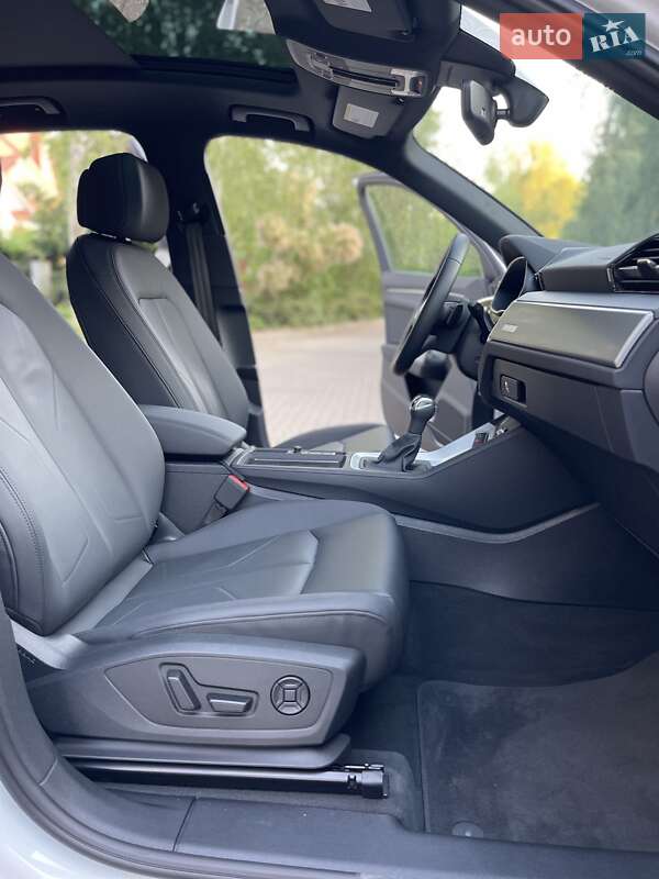 Позашляховик / Кросовер Audi Q3 2024 в Одесі
