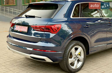 Позашляховик / Кросовер Audi Q3 2020 в 