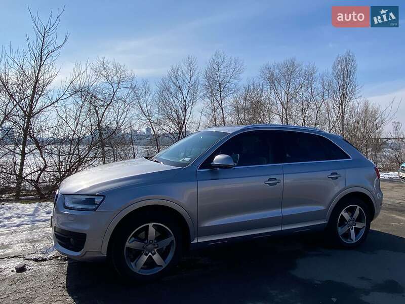 Позашляховик / Кросовер Audi Q3 2014 в Покровську