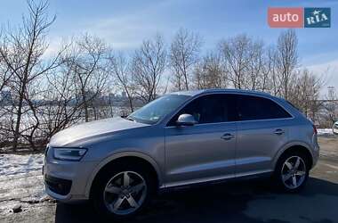 Внедорожник / Кроссовер Audi Q3 2014 в 