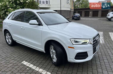 Внедорожник / Кроссовер Audi Q3 2016 в 