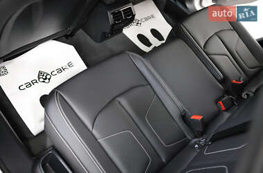 Внедорожник / Кроссовер Audi Q3 2021 в 