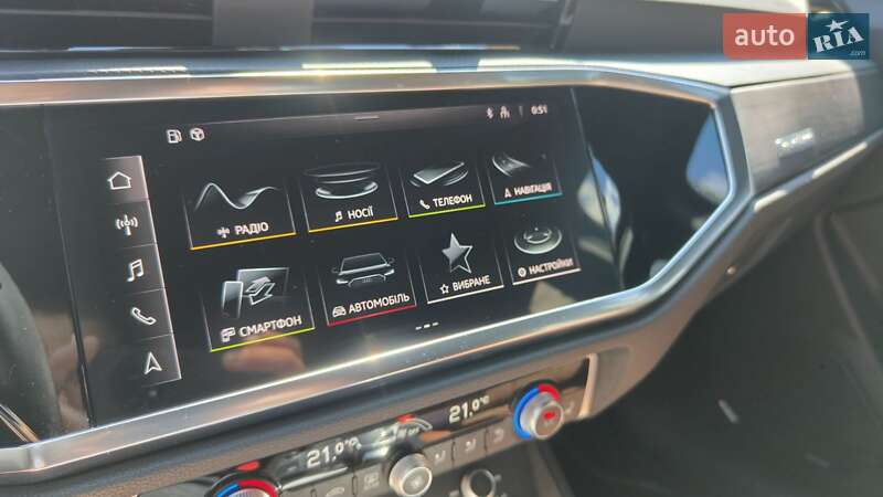 Внедорожник / Кроссовер Audi Q3 2023 в Тернополе