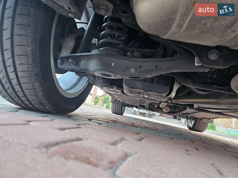 Позашляховик / Кросовер Audi Q3 2021 в Тернополі