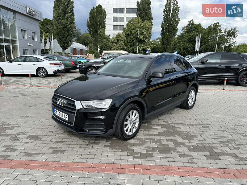 Позашляховик / Кросовер Audi Q3 2015 в Києві