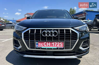 Внедорожник / Кроссовер Audi Q3 2019 в Киеве