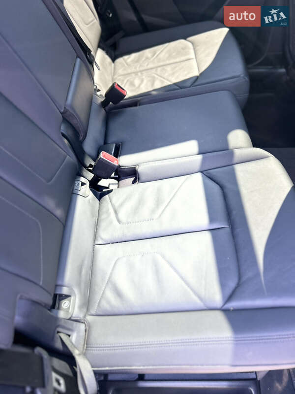 Позашляховик / Кросовер Audi Q3 2019 в Києві
