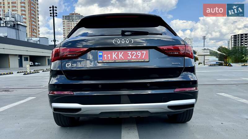 Позашляховик / Кросовер Audi Q3 2021 в Києві