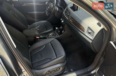 Внедорожник / Кроссовер Audi Q3 2014 в 