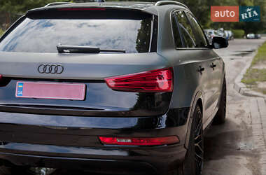 Позашляховик / Кросовер Audi Q3 2017 в 