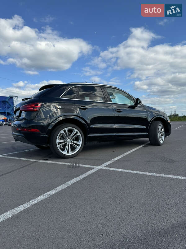 Позашляховик / Кросовер Audi Q3 2014 в Рівному