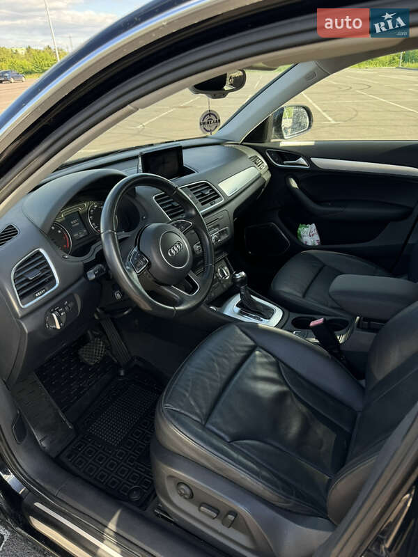 Позашляховик / Кросовер Audi Q3 2014 в Рівному