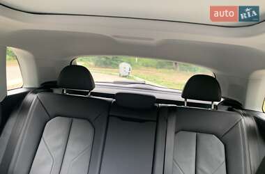 Внедорожник / Кроссовер Audi Q3 2022 в 