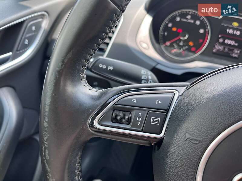 Позашляховик / Кросовер Audi Q3 2013 в Житомирі