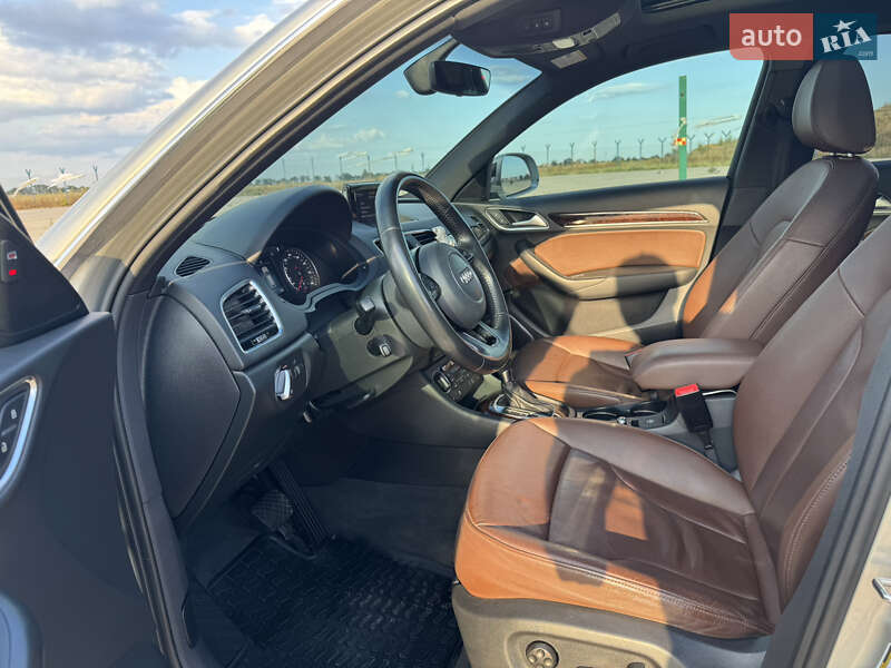 Внедорожник / Кроссовер Audi Q3 2016 в Одессе