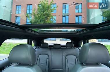 Внедорожник / Кроссовер Audi Q3 2015 в 
