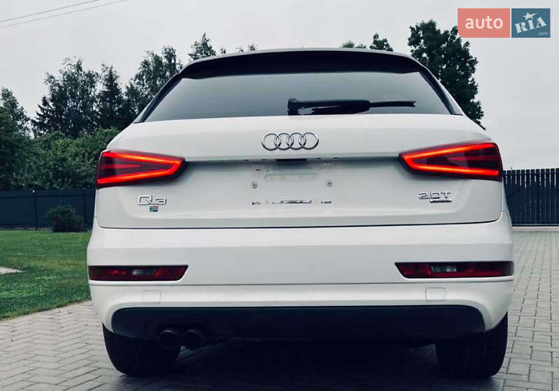 Позашляховик / Кросовер Audi Q3 2015 в Тернополі