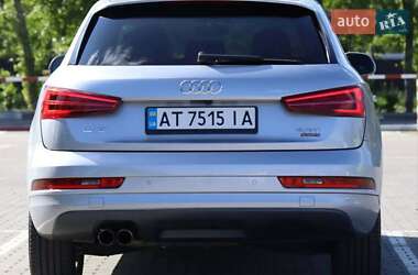 Позашляховик / Кросовер Audi Q3 2016 в 