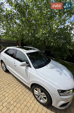 Внедорожник / Кроссовер Audi Q3 2017 в 