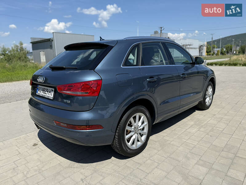 Позашляховик / Кросовер Audi Q3 2016 в Виноградові