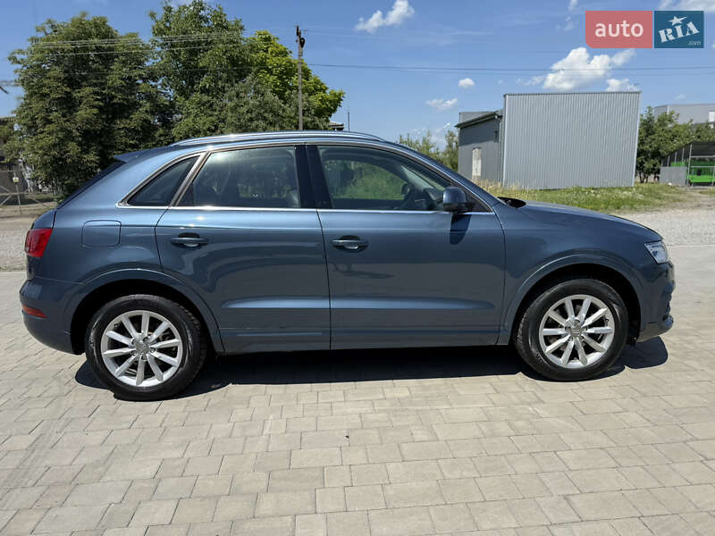 Позашляховик / Кросовер Audi Q3 2016 в Виноградові