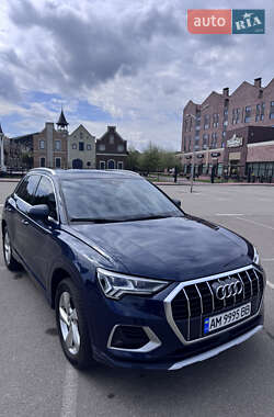 Внедорожник / Кроссовер Audi Q3 2020 в 