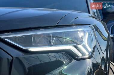Внедорожник / Кроссовер Audi Q3 2024 в 