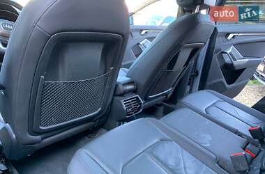 Внедорожник / Кроссовер Audi Q3 2019 в 