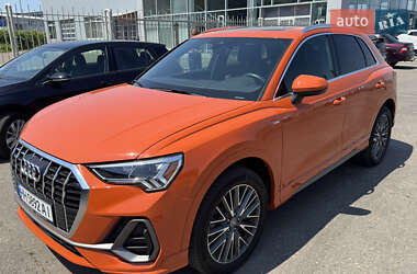 Внедорожник / Кроссовер Audi Q3 2019 в Одессе
