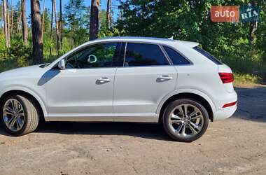 Внедорожник / Кроссовер Audi Q3 2015 в 