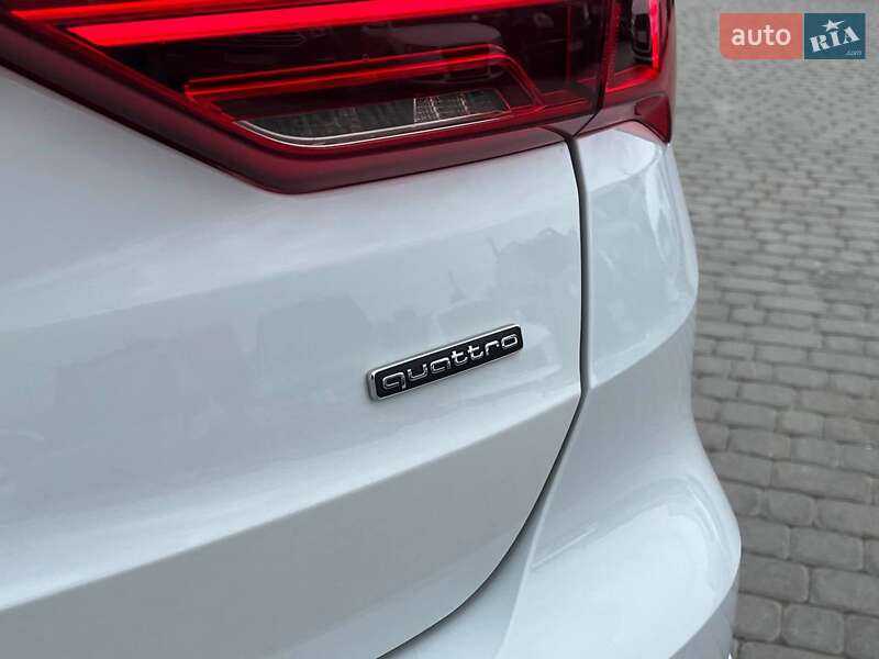 Позашляховик / Кросовер Audi Q3 2020 в Львові