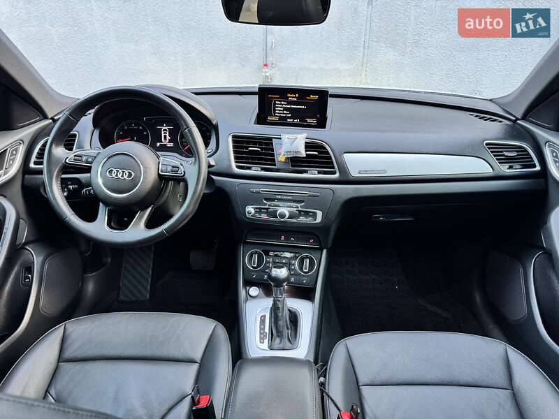 Внедорожник / Кроссовер Audi Q3 2016 в Запорожье