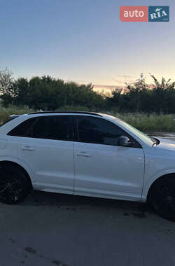 Внедорожник / Кроссовер Audi Q3 2017 в 