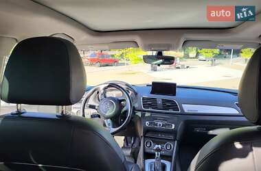 Внедорожник / Кроссовер Audi Q3 2016 в 