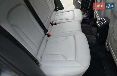 Внедорожник / Кроссовер Audi Q3 2015 в 