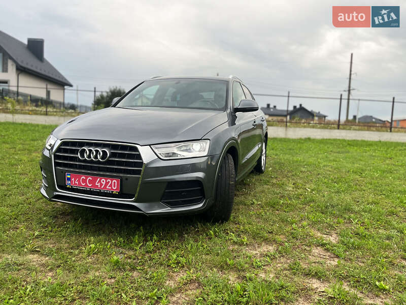 Внедорожник / Кроссовер Audi Q3 2016 в 