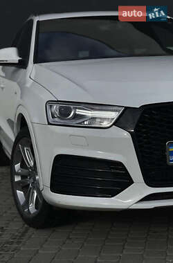 Внедорожник / Кроссовер Audi Q3 2017 в Ивано-Франковске