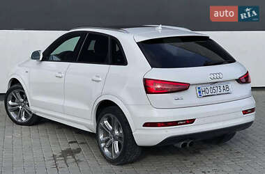 Внедорожник / Кроссовер Audi Q3 2017 в 