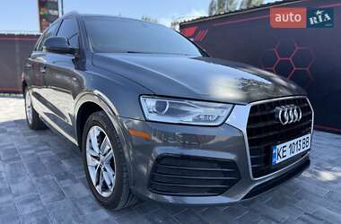 Внедорожник / Кроссовер Audi Q3 2017 в 