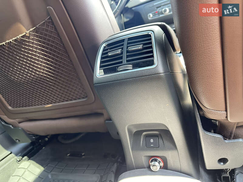 Позашляховик / Кросовер Audi Q3 2016 в Києві