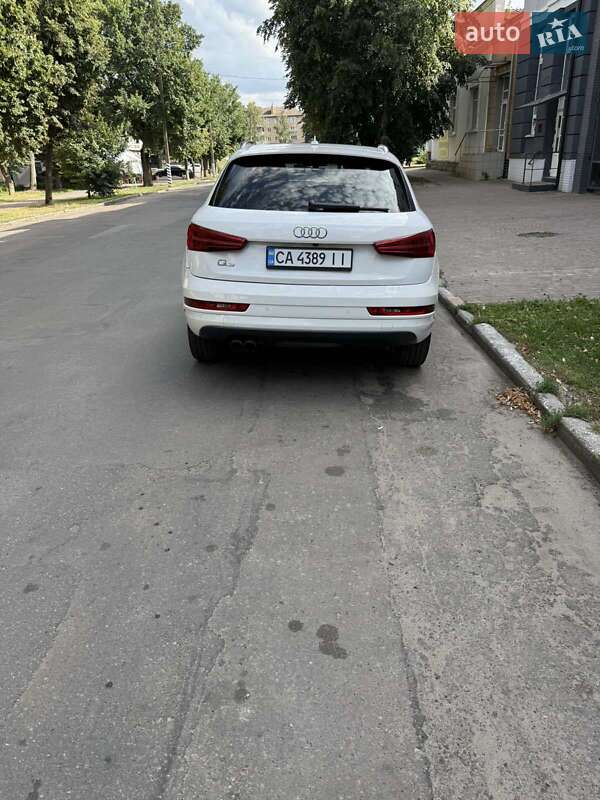Внедорожник / Кроссовер Audi Q3 2017 в Лубнах