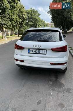 Внедорожник / Кроссовер Audi Q3 2017 в 