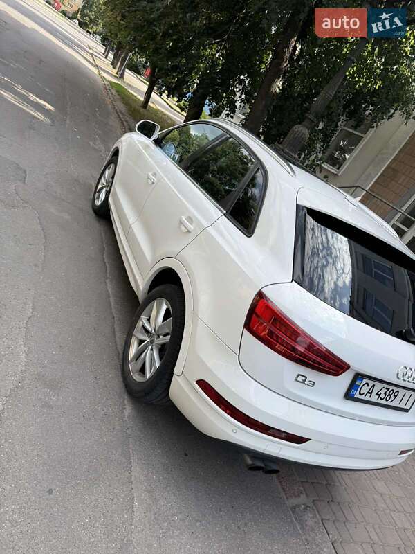 Внедорожник / Кроссовер Audi Q3 2017 в Лубнах
