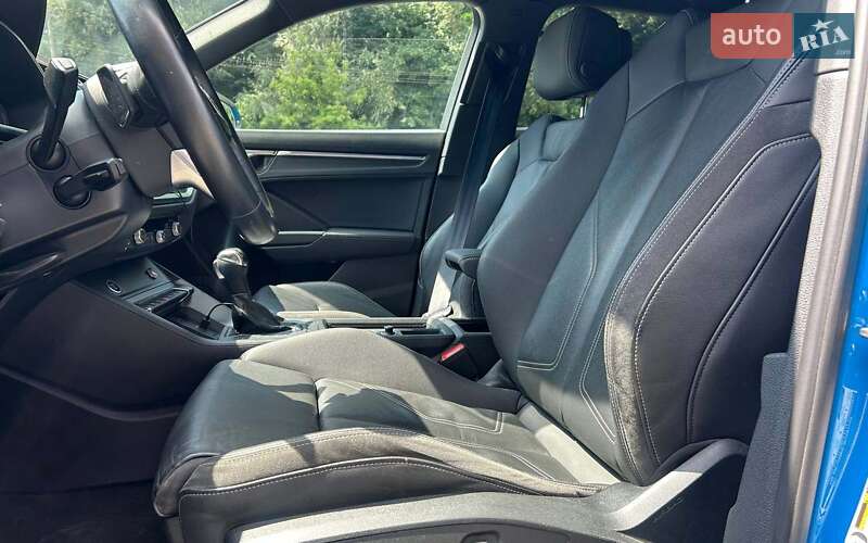 Внедорожник / Кроссовер Audi Q3 2020 в Черновцах