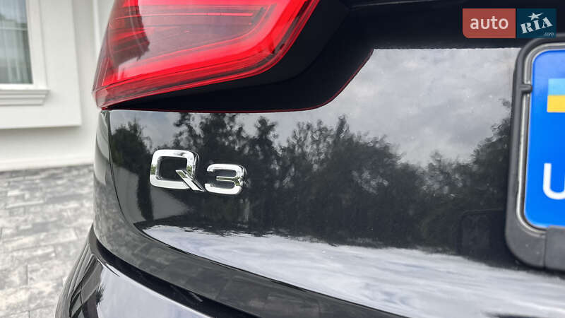 Внедорожник / Кроссовер Audi Q3 2012 в Ивано-Франковске