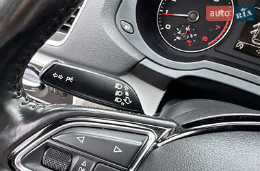 Внедорожник / Кроссовер Audi Q3 2012 в 
